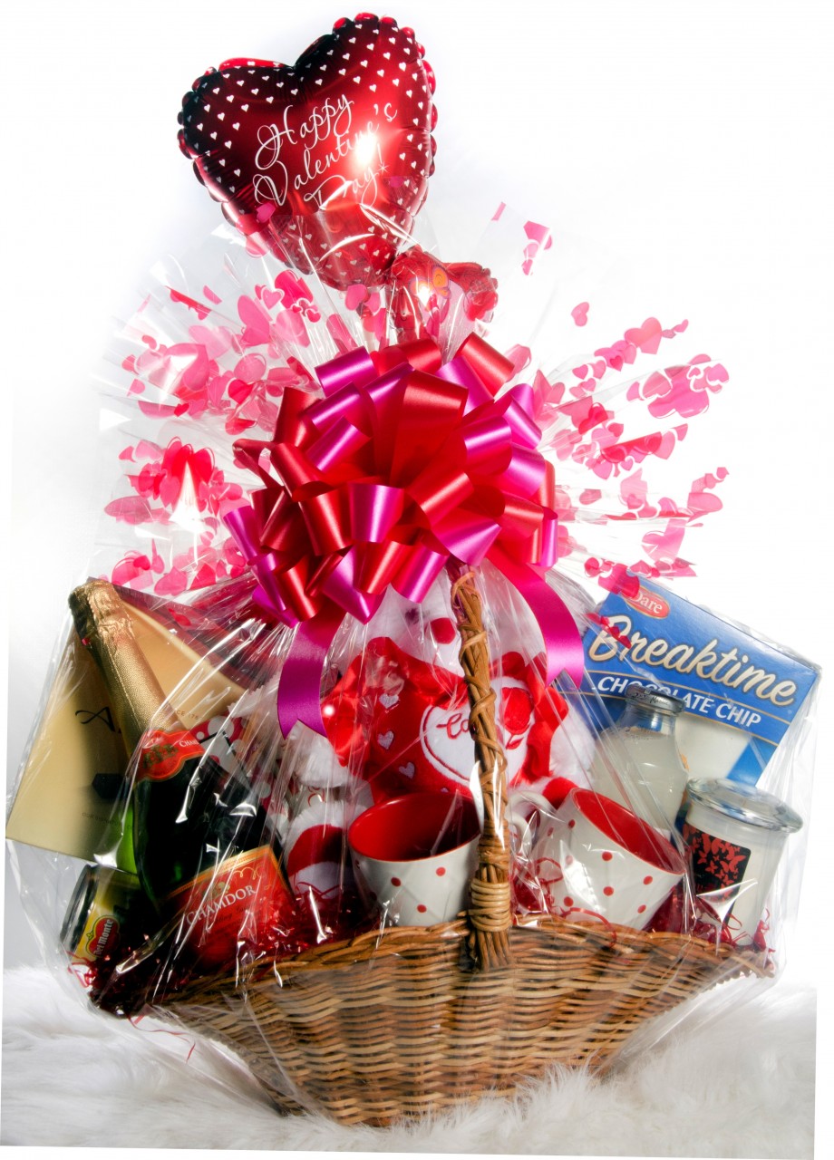 The 19 Best Valentine's Day Gift Basket and Gift Box Ideas